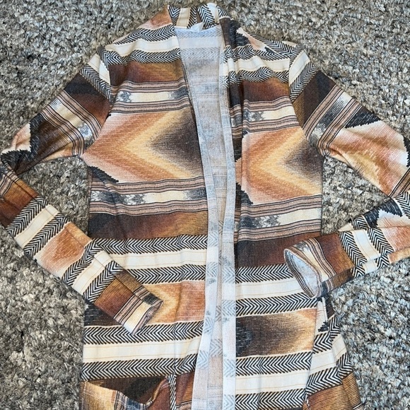 Boutique Fall Duster - Picture 1 of 2